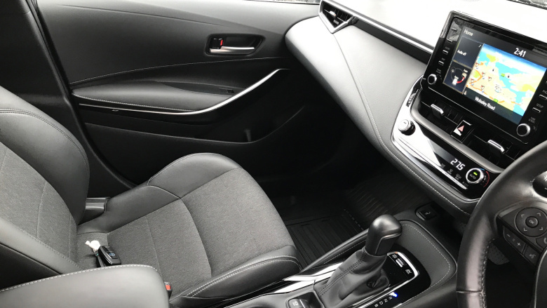 Toyota Corolla 1.8 VVT-i Hybrid Design 5dr CVT Hybrid Hatchback